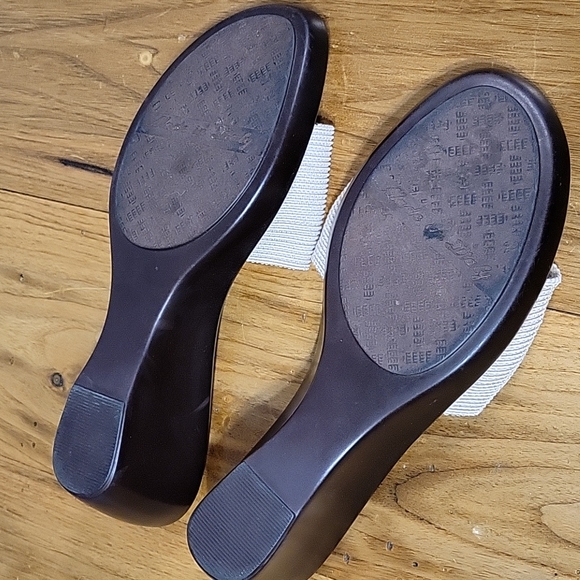 Italian Comfort women's 11 wedged slide sandal - Picture 5 of 8